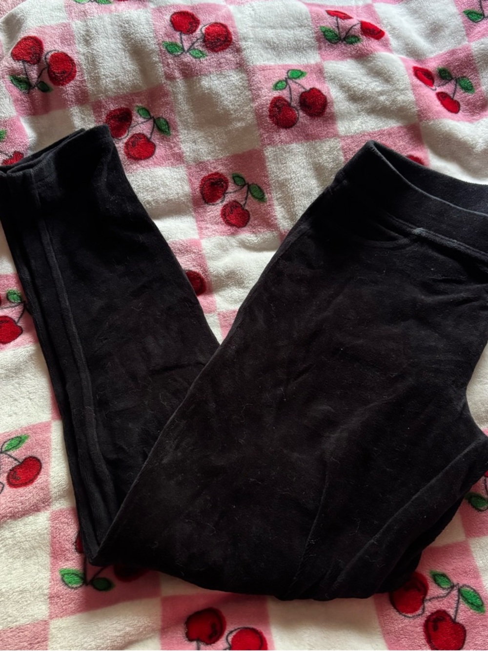 Juicy Couture Black Cozy Sweatshirt with Logo Tag